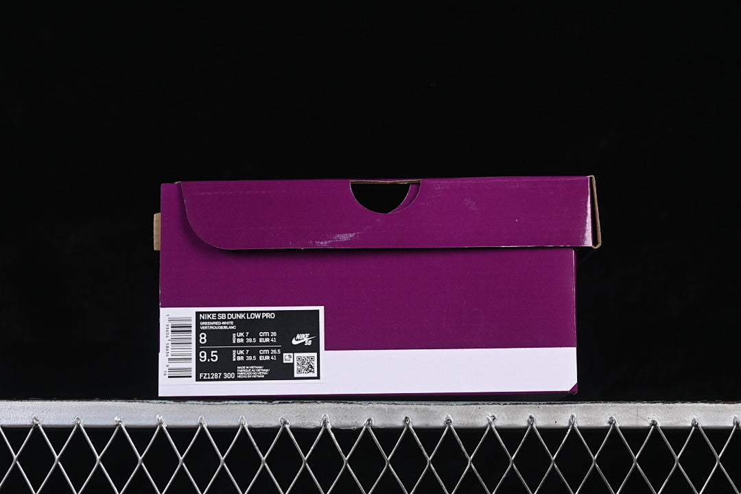Dunk “Ishod Wair University Red”