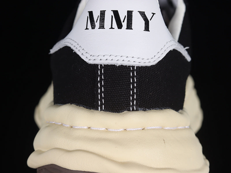 Mihara Yasuyu “Shell Head” ( Preto )