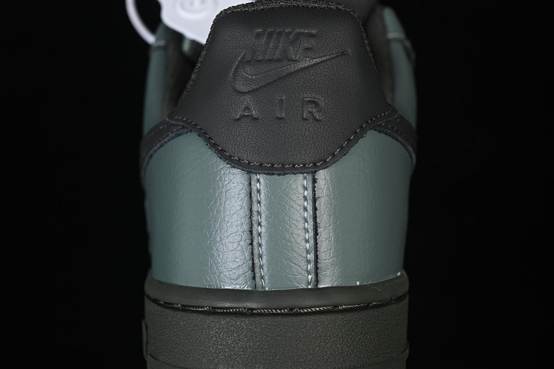 Air Force 1 x Vibram “Clay Green”