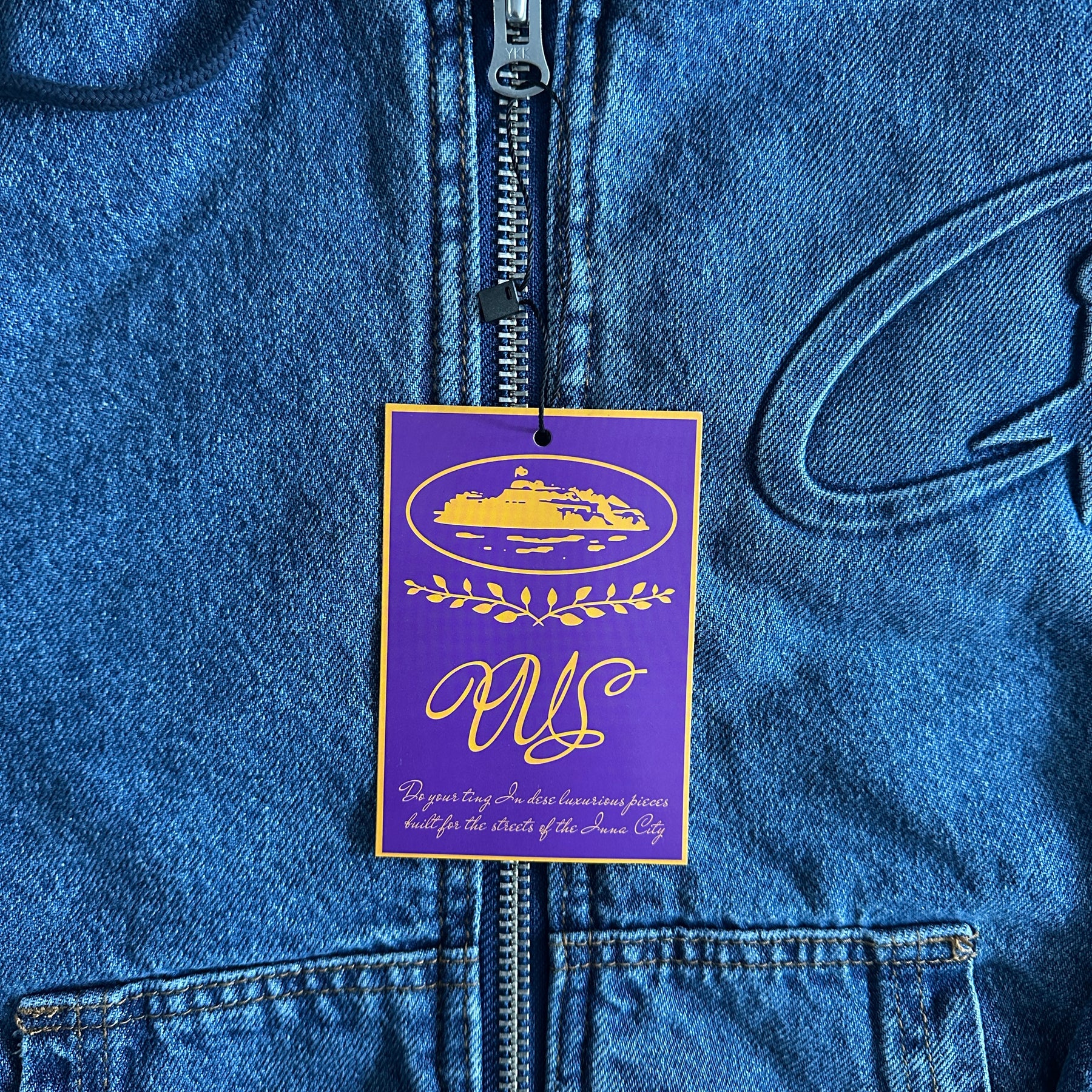 Jaqueta Corteiz “Embossed C-Star”