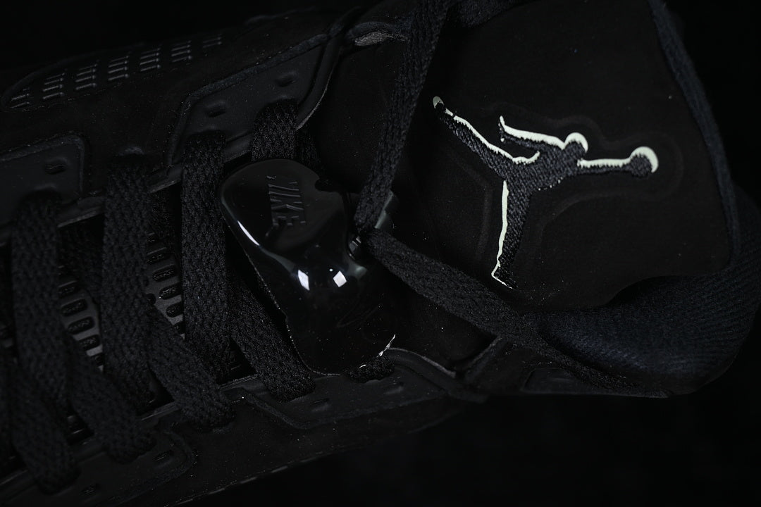 Air Jordan 5 “Black Fire Red”