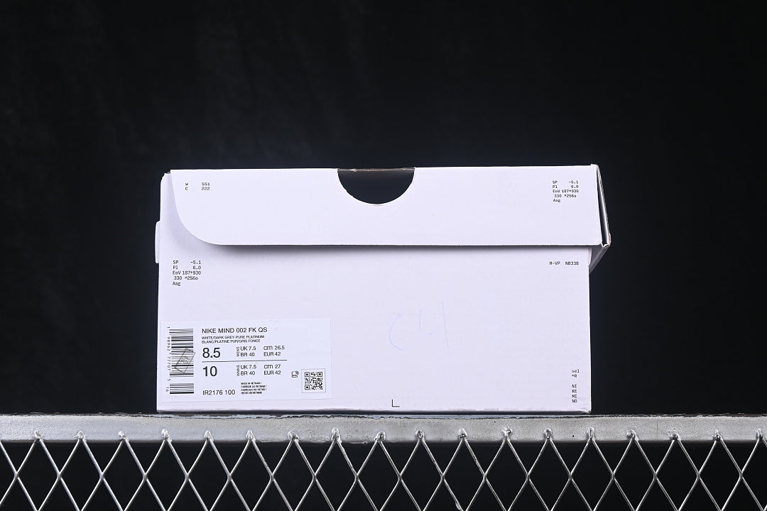 Nike mind 002 “Wolf Grey and Pure Platinum”