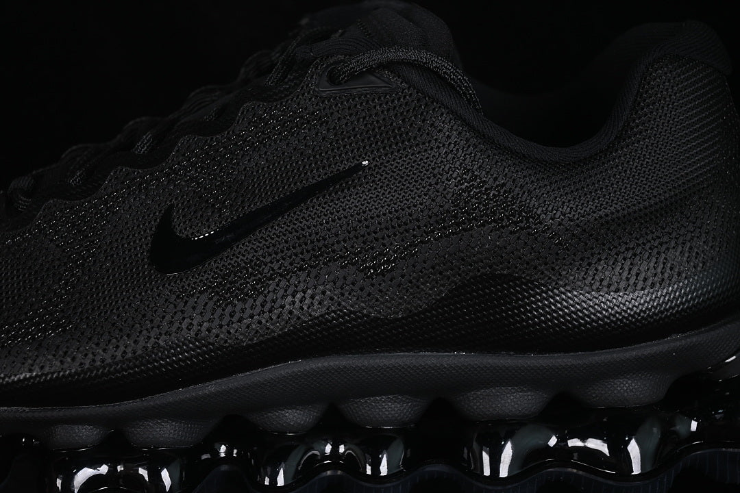 Air Liquid Max ”Triple Black”