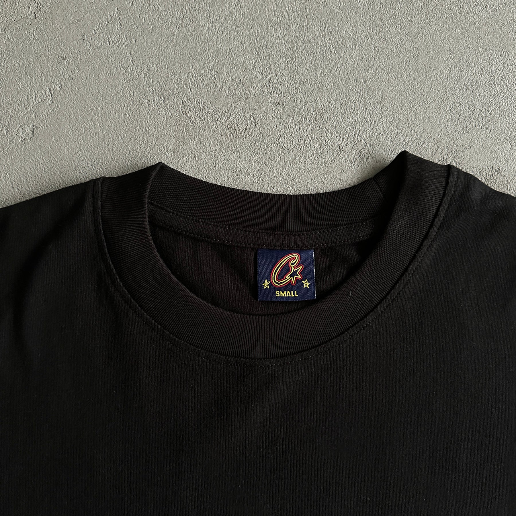 Camisa Corteiz ”Halftone Island” ( Branca )