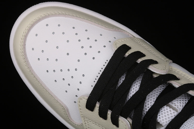 Air Jordan 1 High “CMFT 2 Summit White”