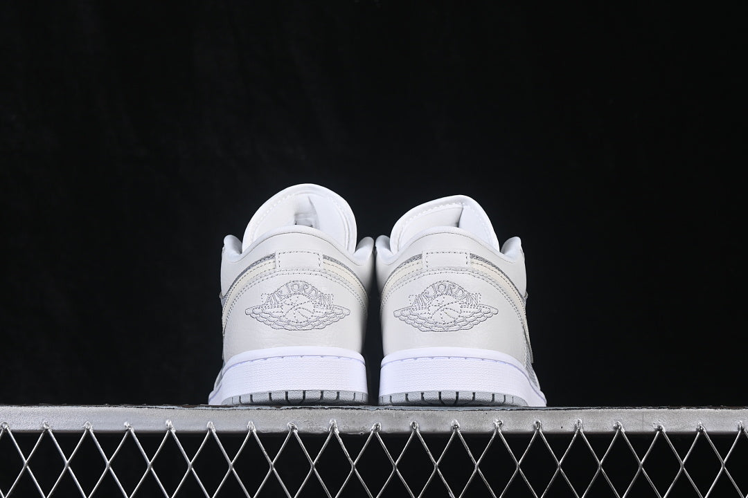Air Jordan 1 Low “Off White Soft Pearl”