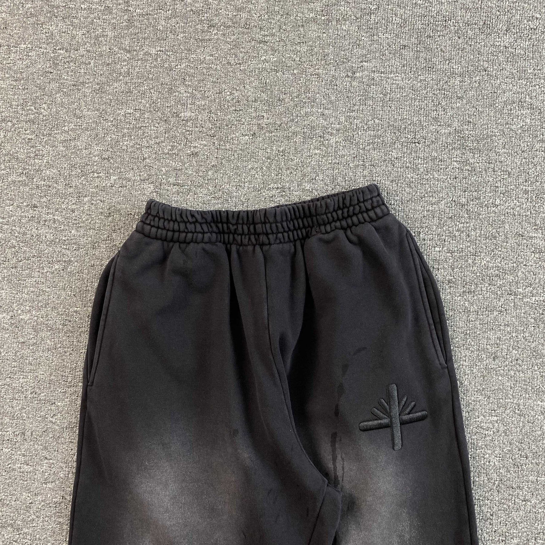 Calça Vertabrae “C-7 Matte SweatPants”