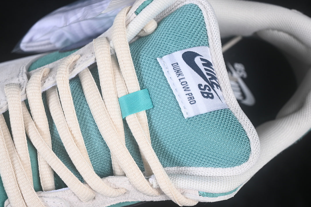 Dunk “Mineral Slate”