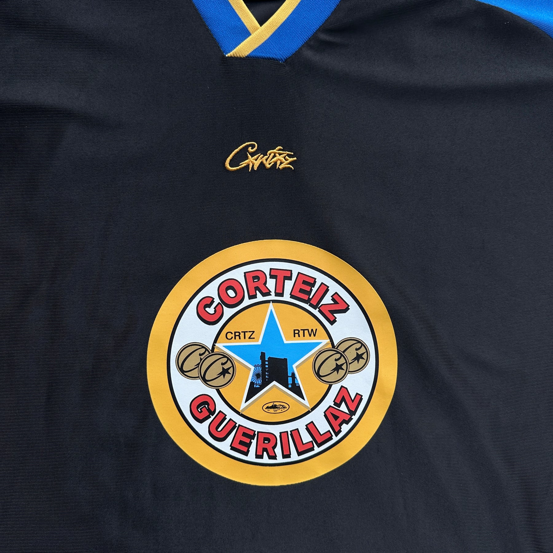 Camisa Corteiz “Guerrilaz Jersey”