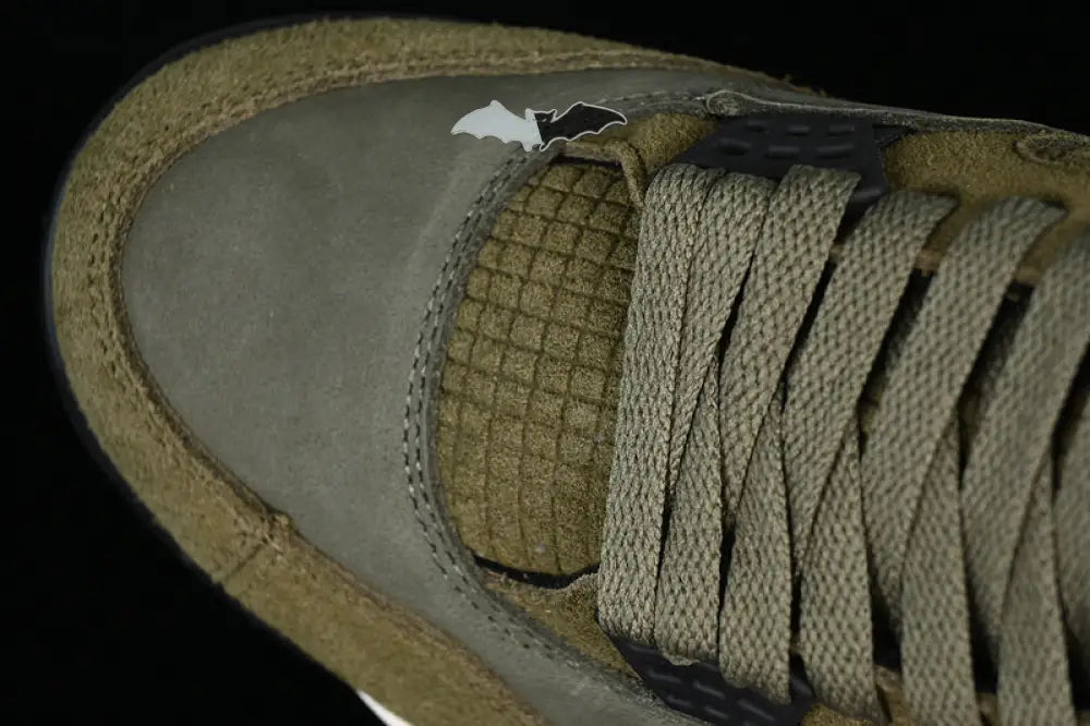 Jordan 4 Olive