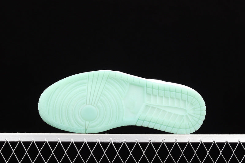 Air Jordan 1 Low “Island Green”
