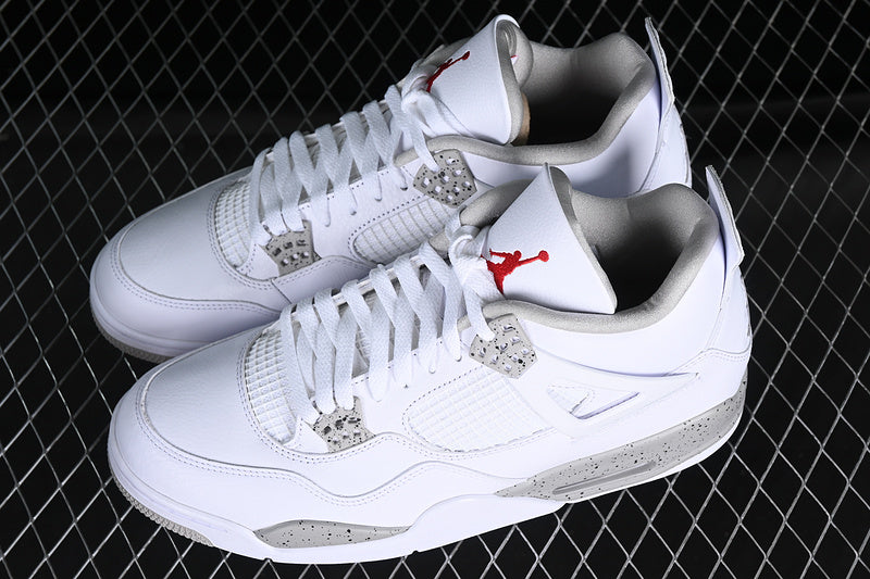 Air jordan 4 “White Oreo”