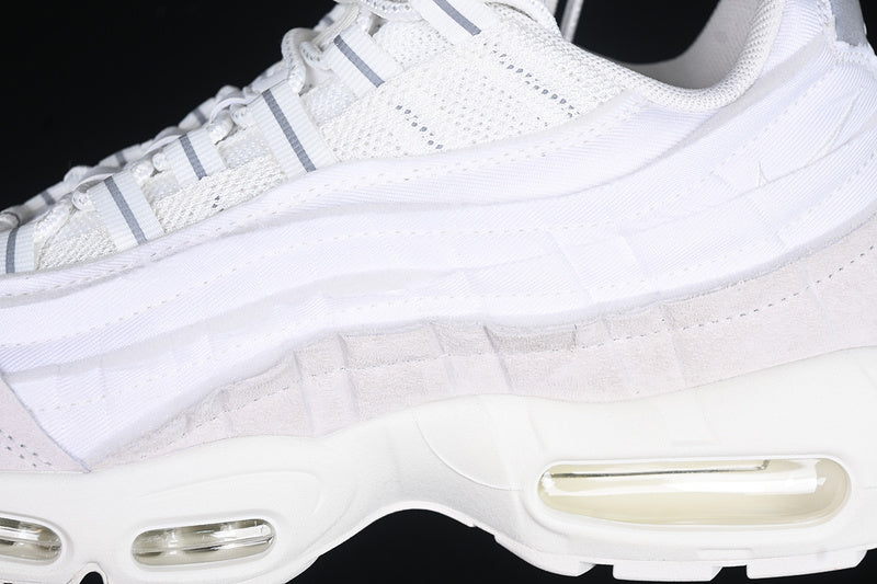 Air max 95 “Triple White”