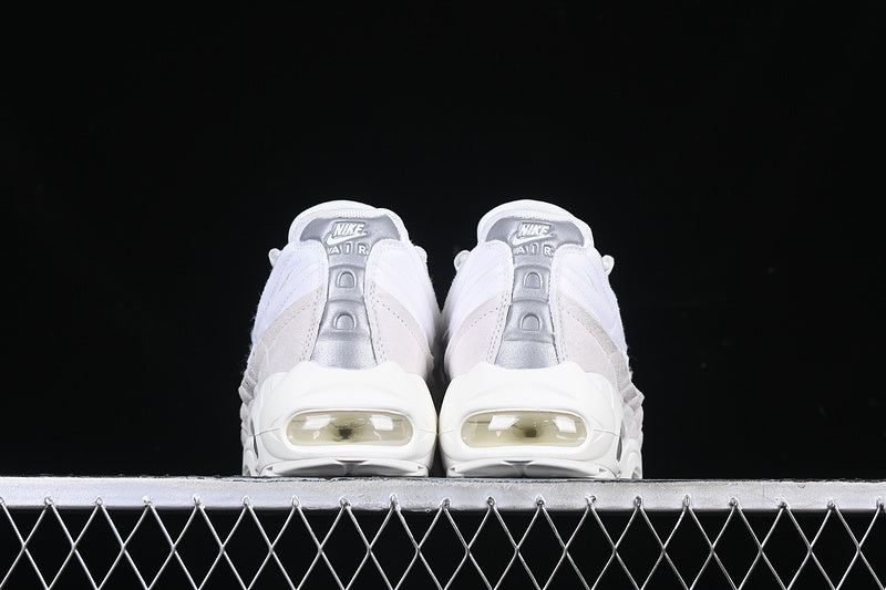 Air max 95 “Triple White”