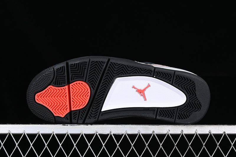 Air jordan 4 “Taupe Haze”