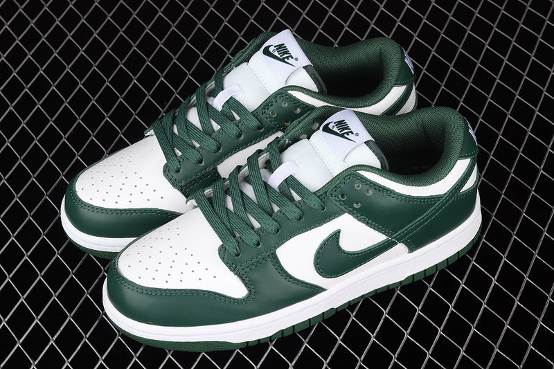 Dunk “Michigan State”