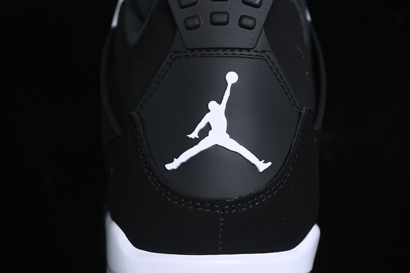 Air jordan 4 “White Thunder”