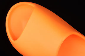Yeezy Slide “Enflame Orange”