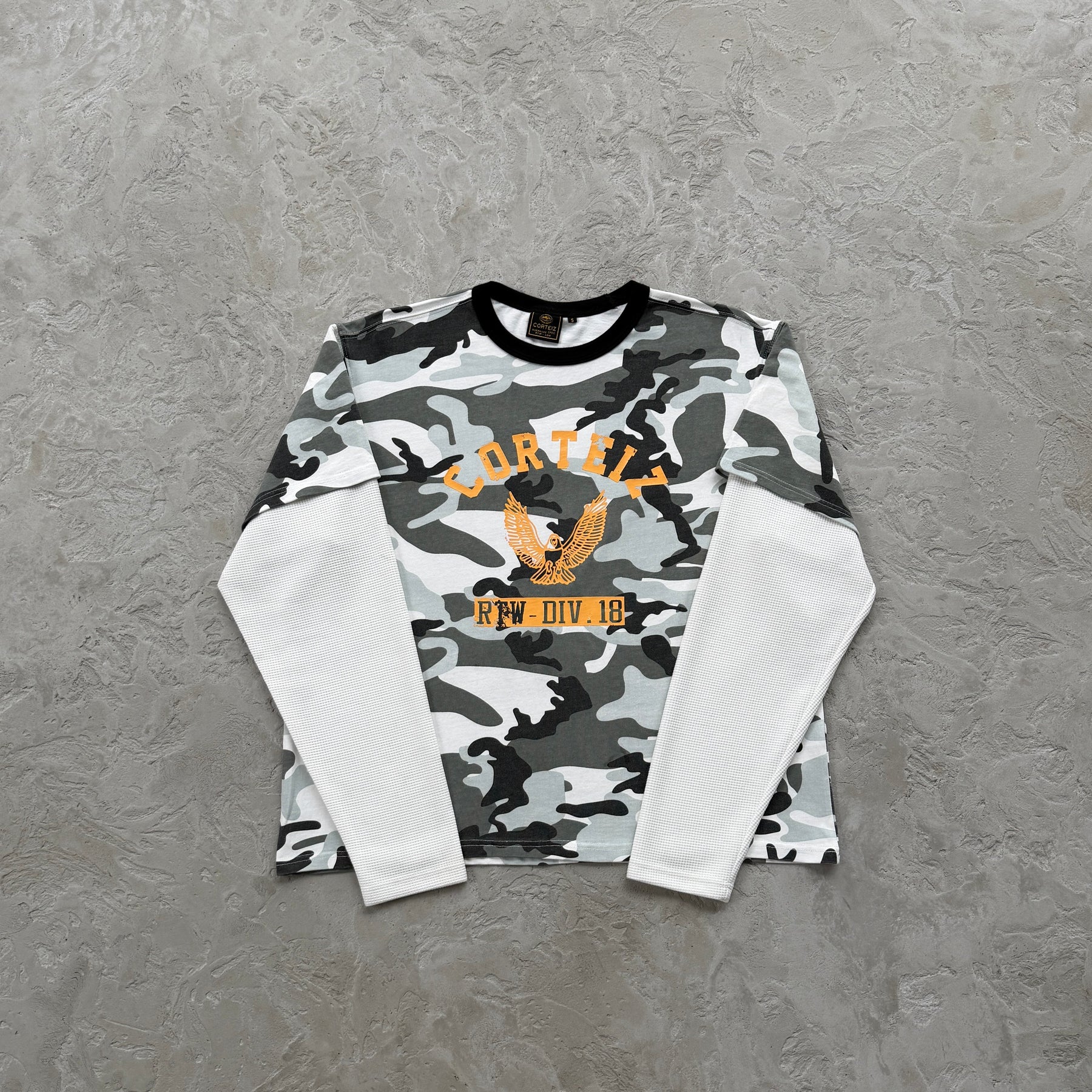Sueter Corteiz “Eagle Camo Thermal”