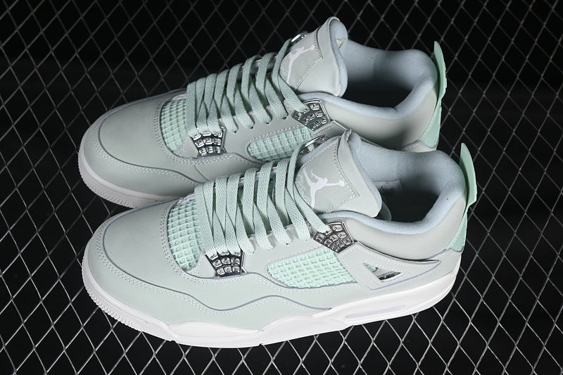 Jordan 4 “Abundance Seafoam”