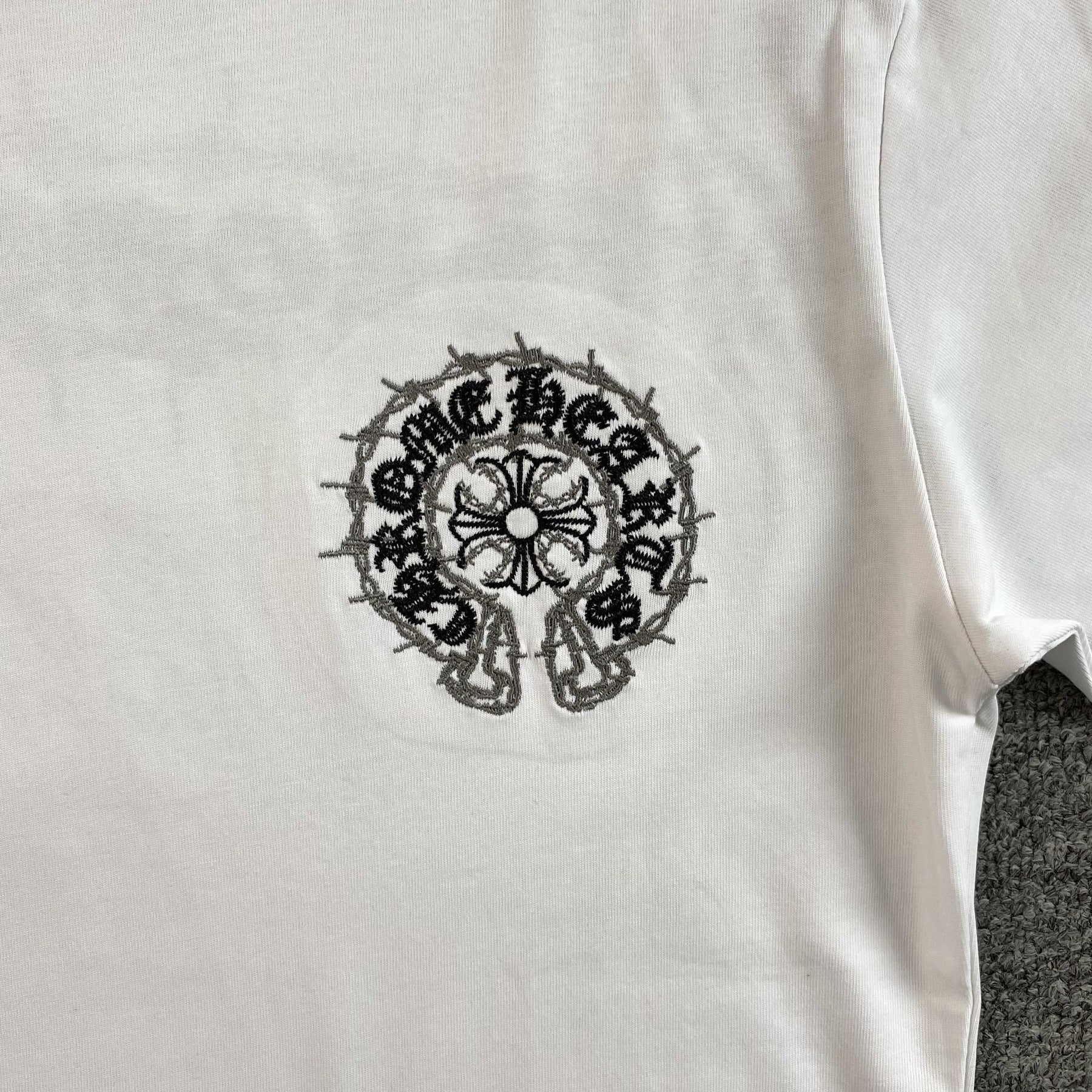 Camisa Chrome Hearts “Spine” ( Branca )
