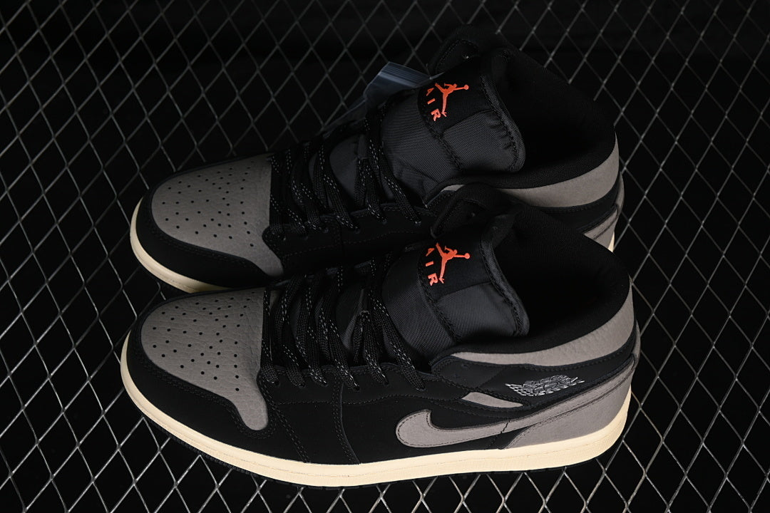 Air Jordan 1 High “Mid SE”