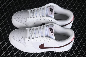 Dunk “Plum Chalk”