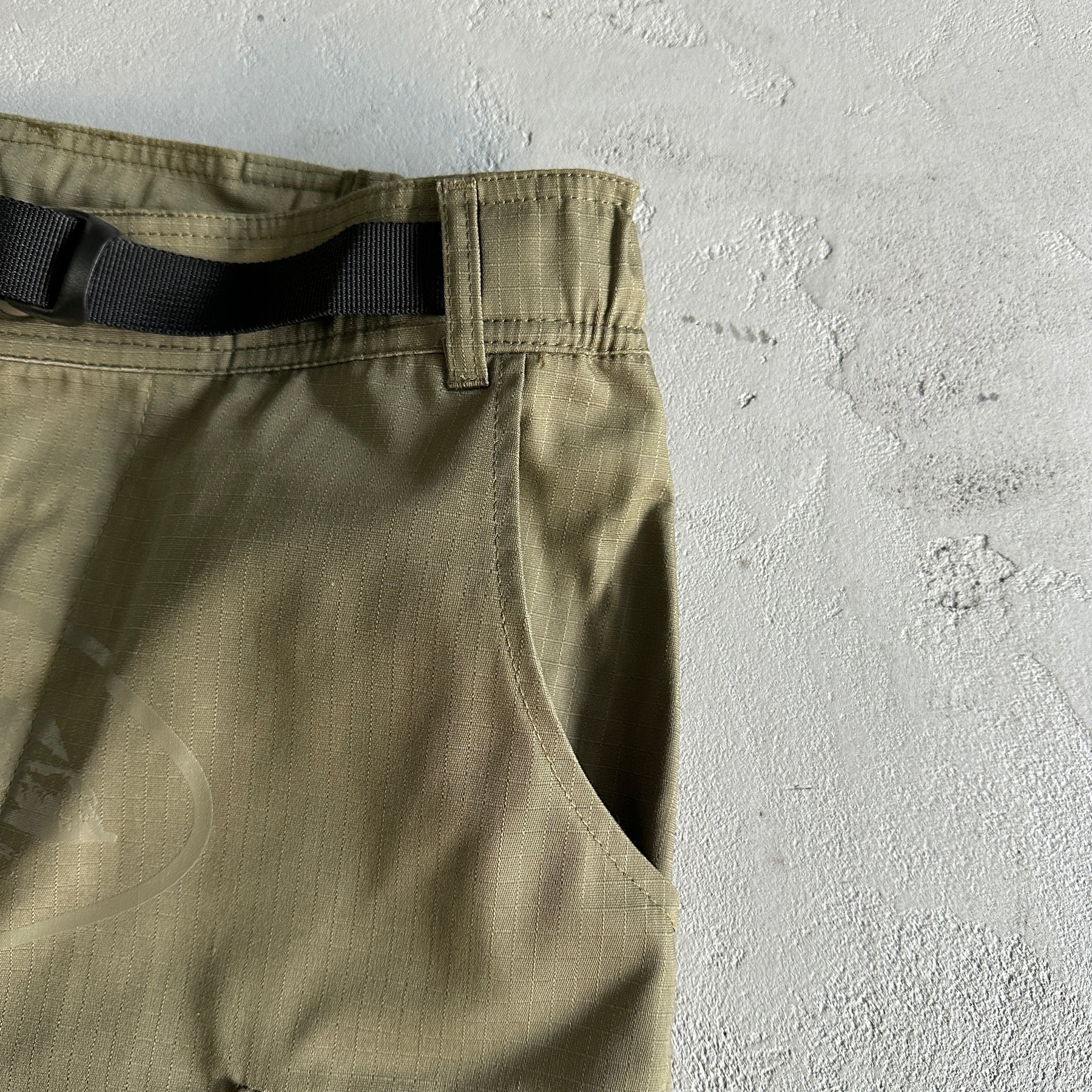 Calça Corteiz “Military Green”