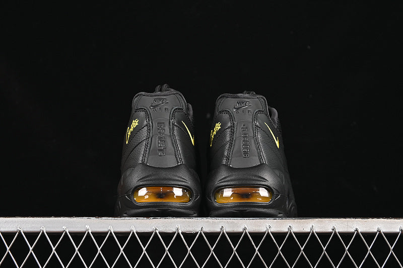 Air max 95 x Corteiz “Honey Black”
