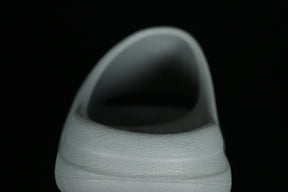 Yeezy Slide “Resin Salt”