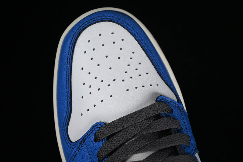 Air Jordan 1 Low "Flight Vintage”