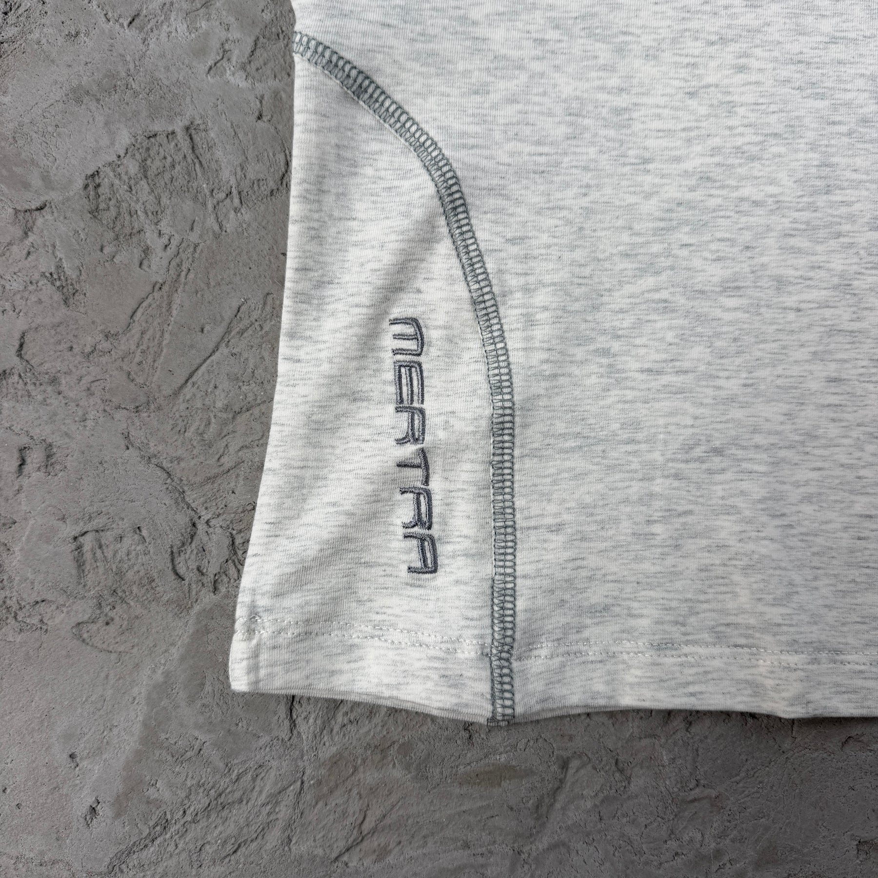 Camisa Mertra Femenina “Baby tee”