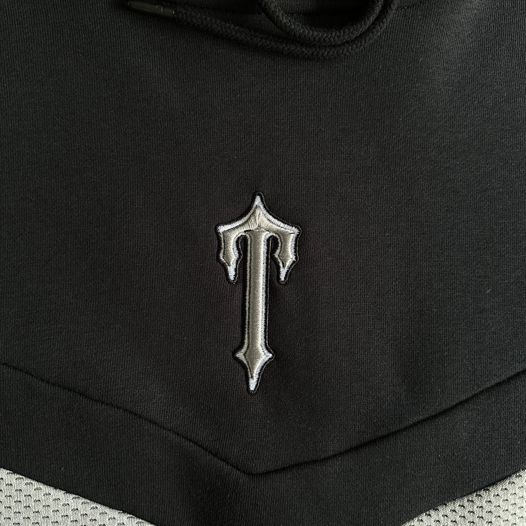 Conjunto Trapstar “ V Etripe ”