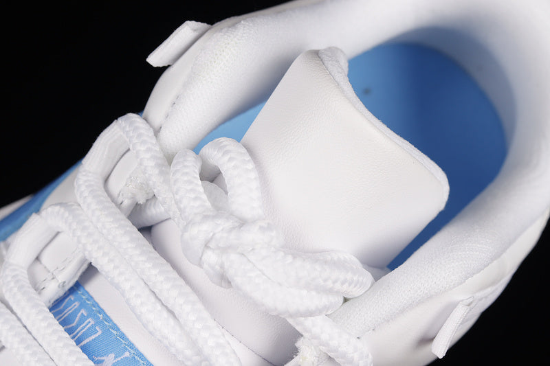 Air Jordan 11 Low ” University Blue ”