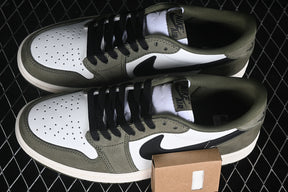 Air Jordan 1 Low "Medium Olive”