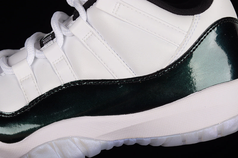 Air Jordan 11 Low ” Iridescent ”