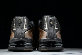 Nike Shox R4 “In Dark Brown”