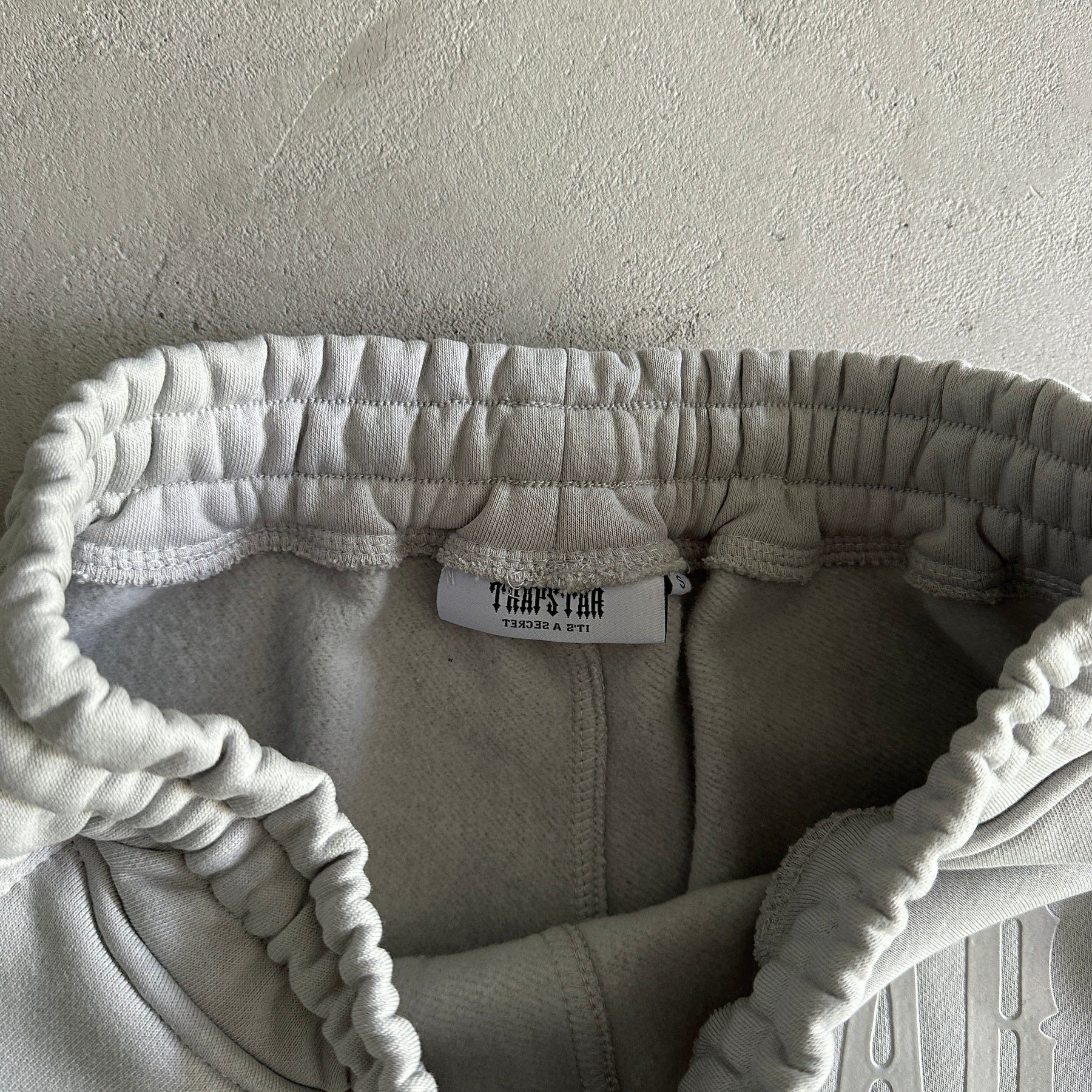 Conjunto Trapstar “Gel Print”