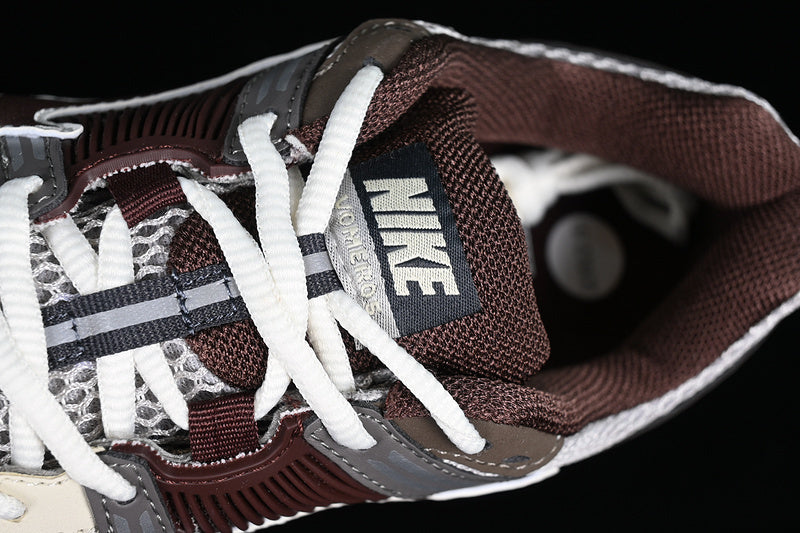 Vomero 5 “Earth Fossil"