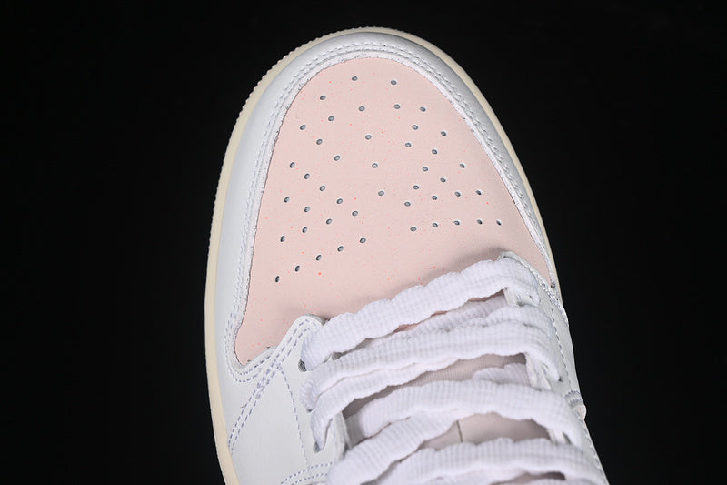 Air Jordan 1 Low “Strawberry Milkshake”