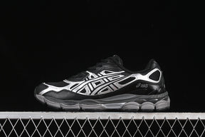 Asics Gel Nyc “Black Graphite Grey”