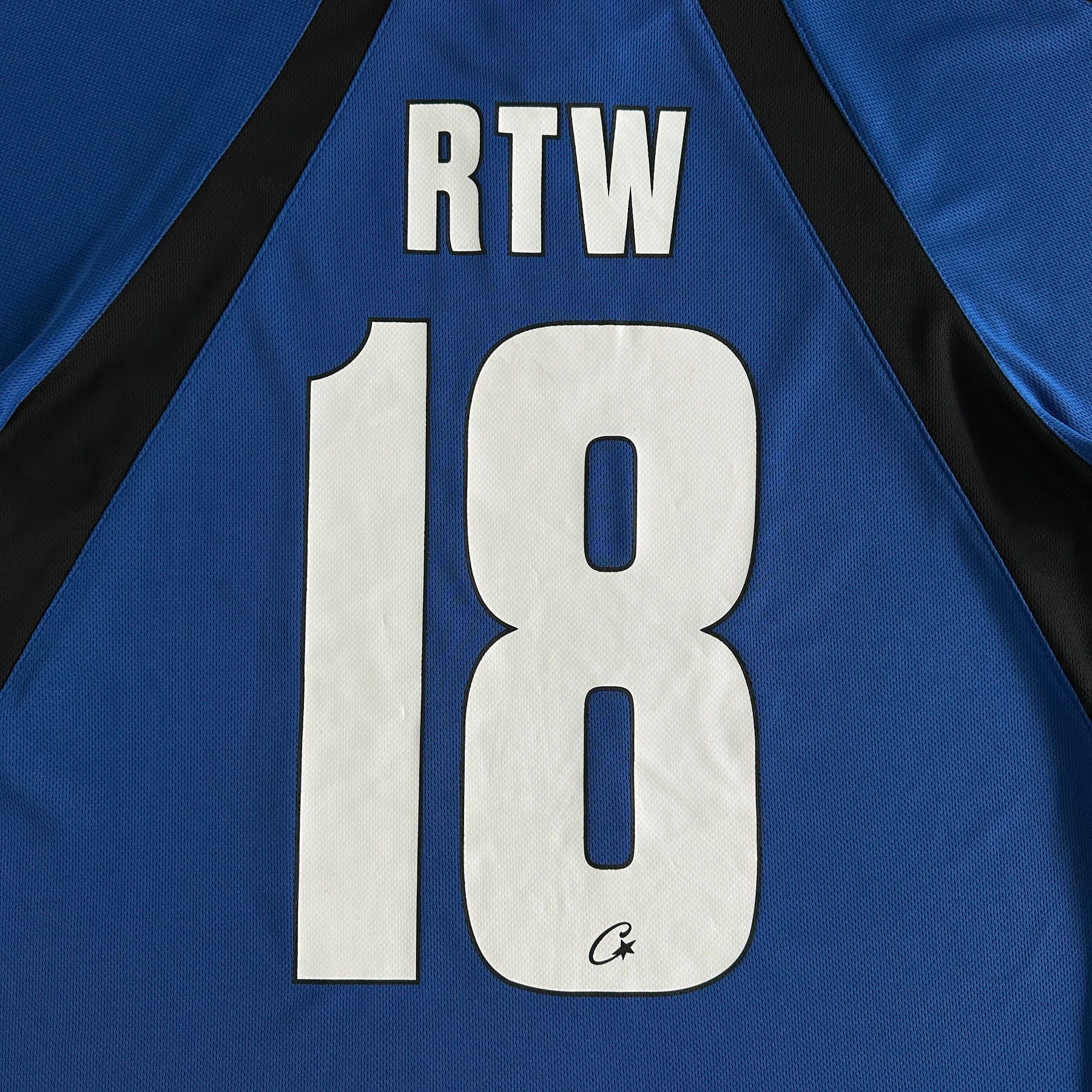 Camisa Corteiz ”Panel” ( Preta Com azul )