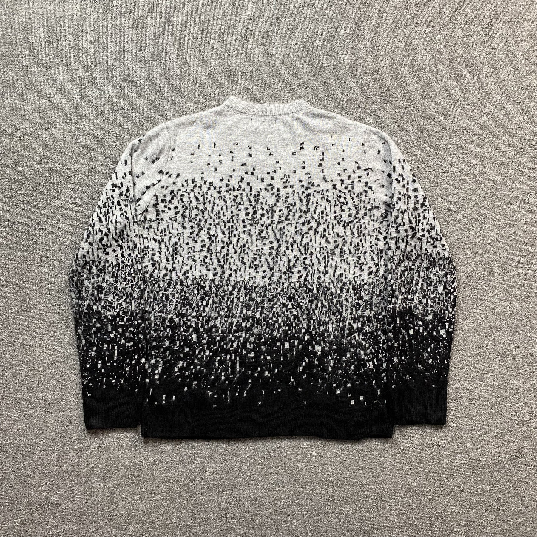 Sueter Amiri “Staggered Gradiant Crewneck”
