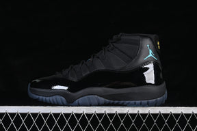 Air Jordan 11  ”Unc”