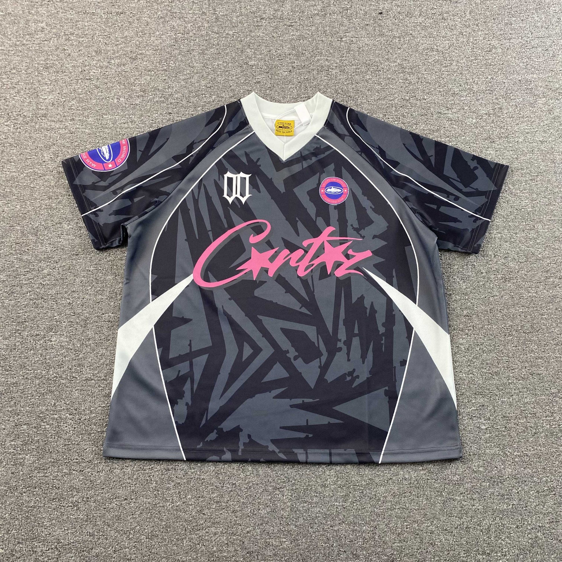 Camisa Corteiz “Striped V”