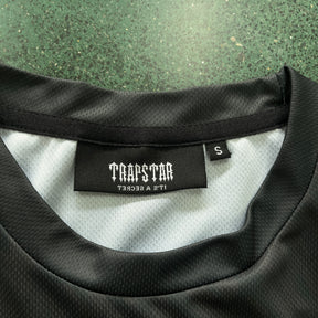 Camisa Trapstar “Football Jersey Black Grey” (Its a Secret)