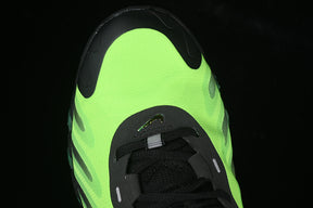 Air Max DN8  ”Strike Volt”