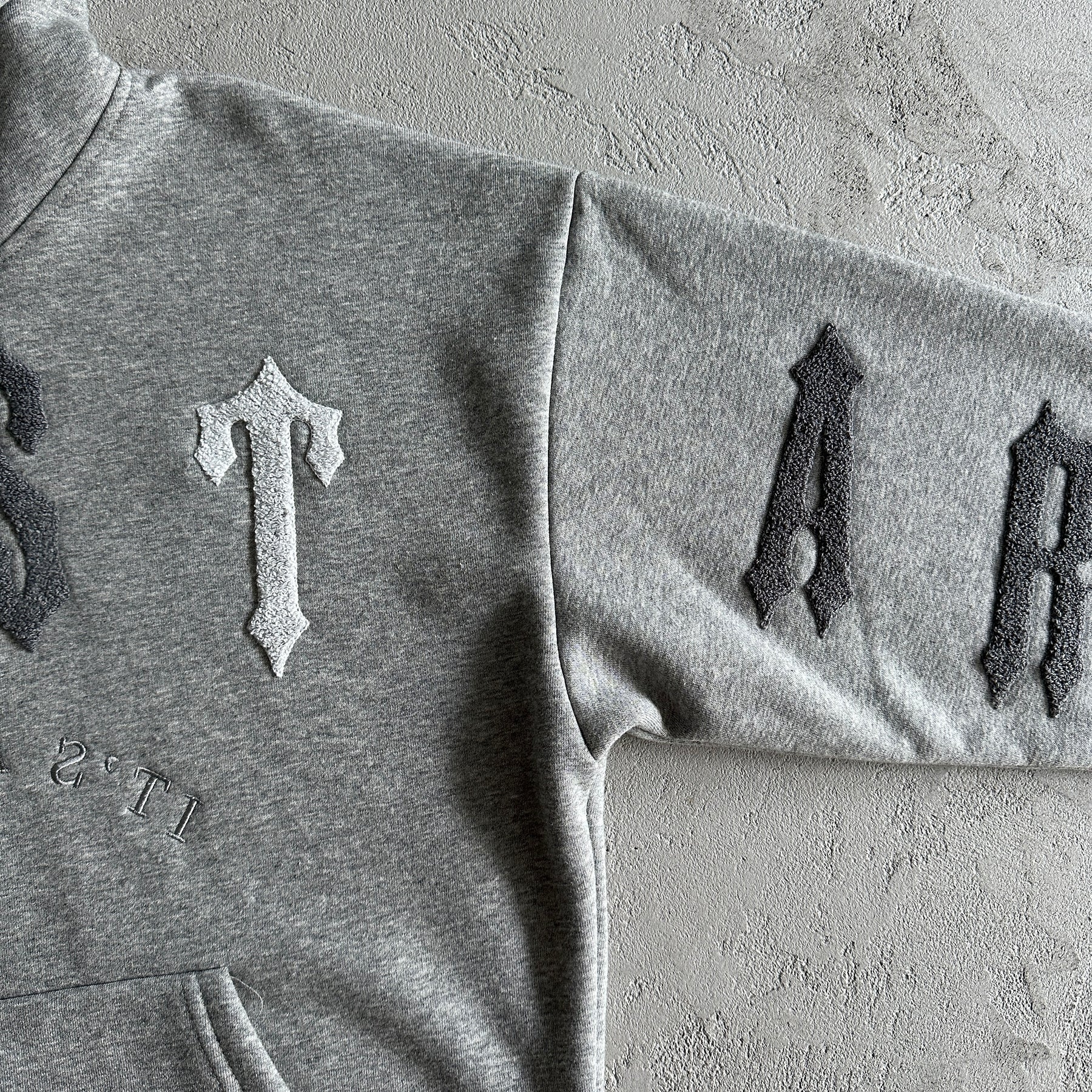 Conjunto Trapstar “Arch”