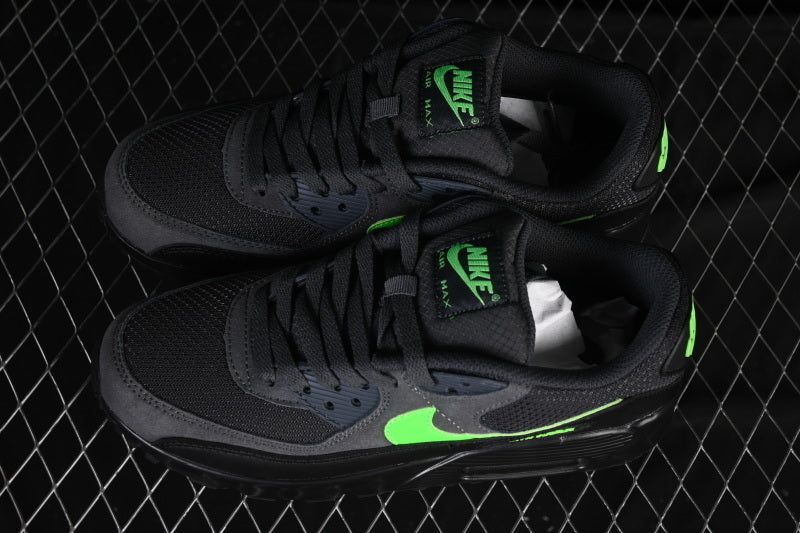 Air max 90 “Black Green Black”
