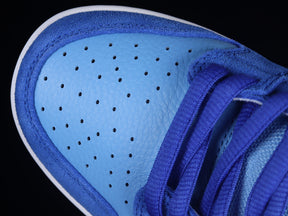 Dunk “Blue Raspberry”